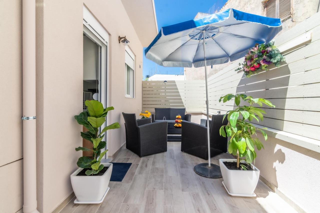 Sophia'S Comfortable Home With A Private Backyard Gazi 외부 사진