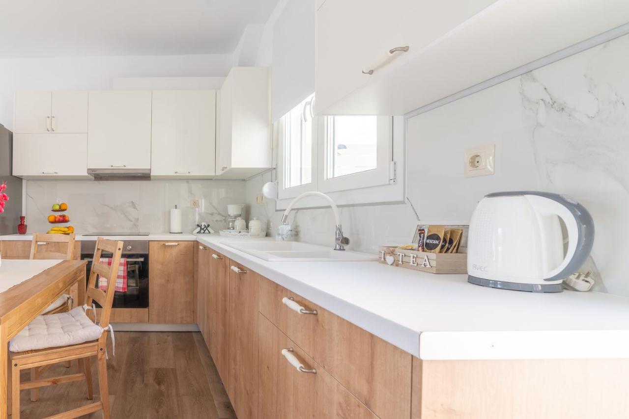 Sophia'S Comfortable Home With A Private Backyard Gazi 외부 사진